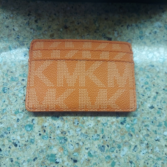 MICHAEL KORS Black Nylon Crossbody Set - Picture 9 of 10